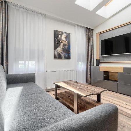 Toress Apartamenty Plac Grunwaldzki ชเตชชิน ภายนอก รูปภาพ